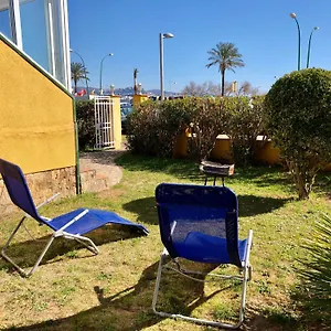 Apartment Amb Jardi A La Platja D'empuriabrava, Empuriabrava