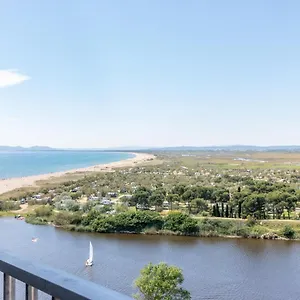 Apartment Goldhome - Karina, Empuriabrava